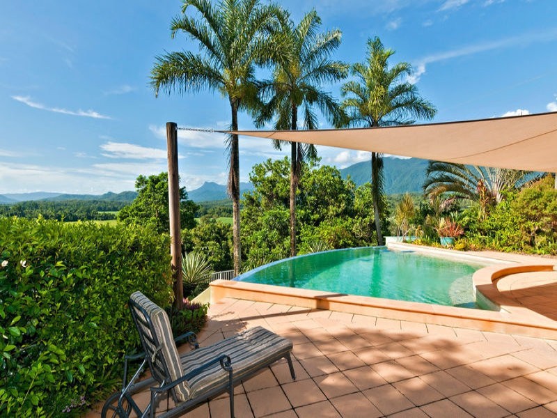 3-5 Davidson Street, Whyanbeel QLD 4873