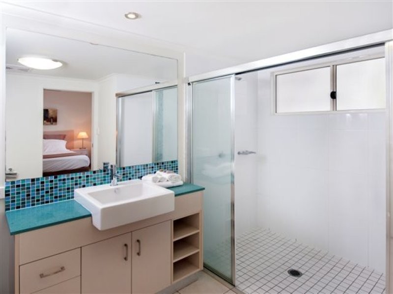 2 Langley Road, Port Douglas QLD 4877