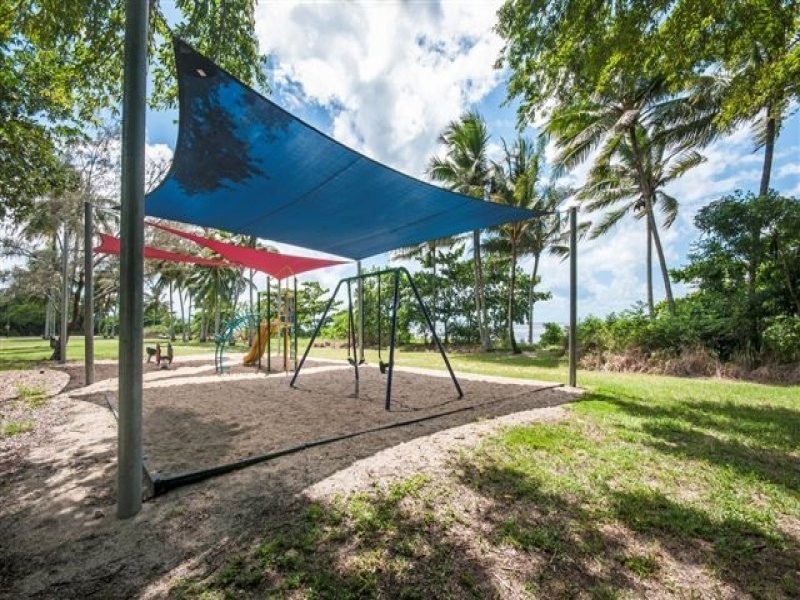 7 Bougainvillea Street, Cooya Beach QLD 4873