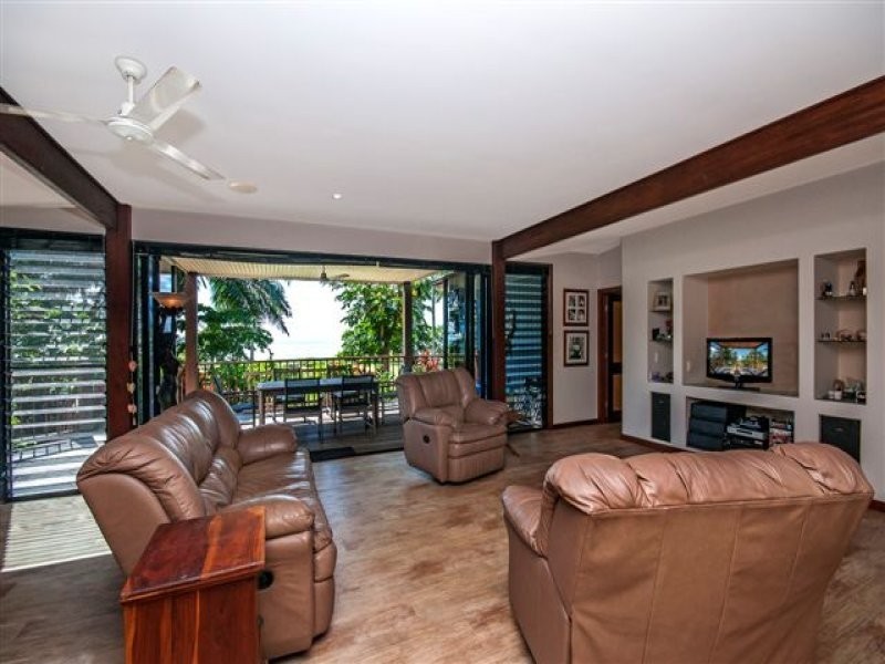 7 Bougainvillea Street, Cooya Beach QLD 4873