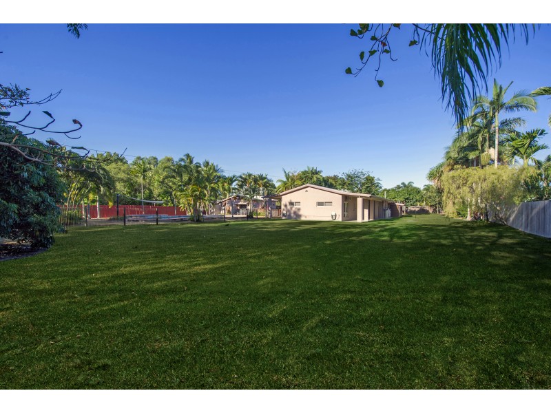 22-26 Palm St, Cooya Beach QLD 4873