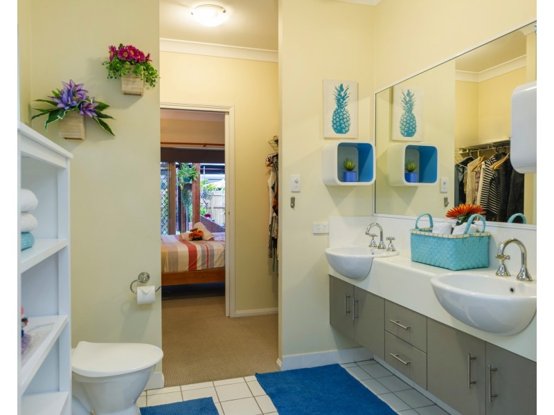 28 Shearwater St, Port Douglas QLD 4877