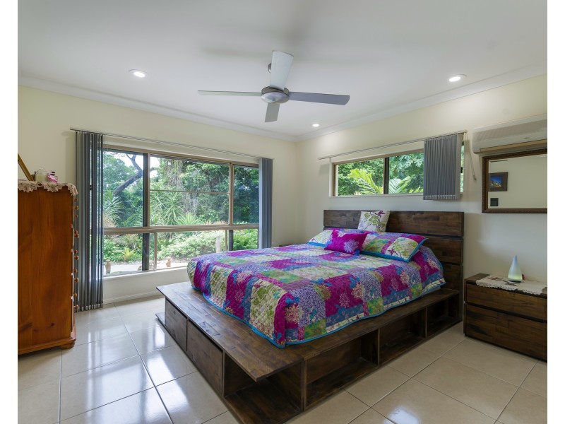 85 Reynolds Rd, Oak Beach QLD 4877