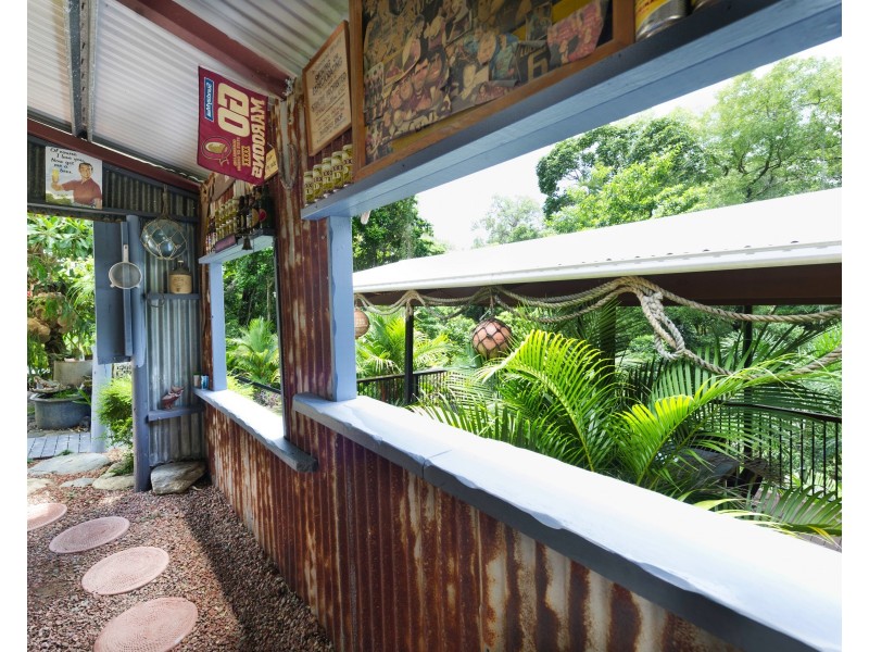 85 Reynolds Rd, Oak Beach QLD 4877