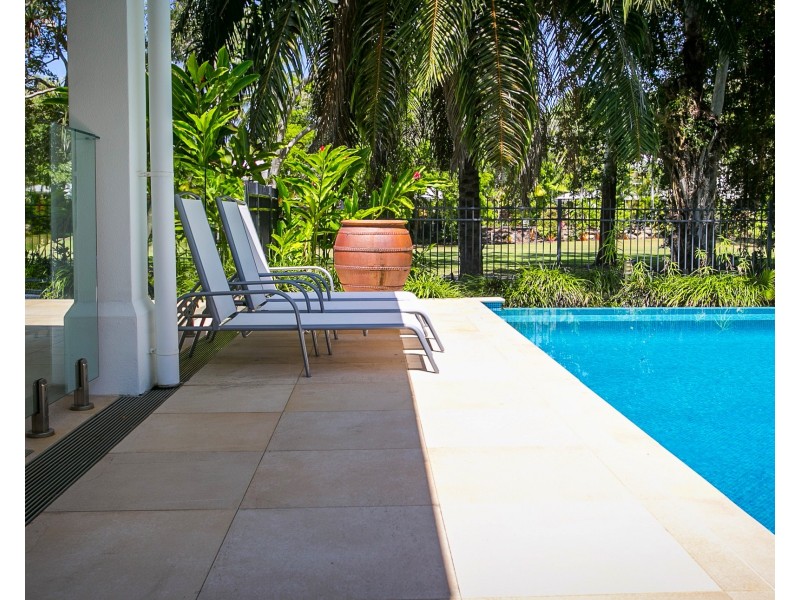 Lot 4 Beachfront Mirage, Port Douglas QLD 4877