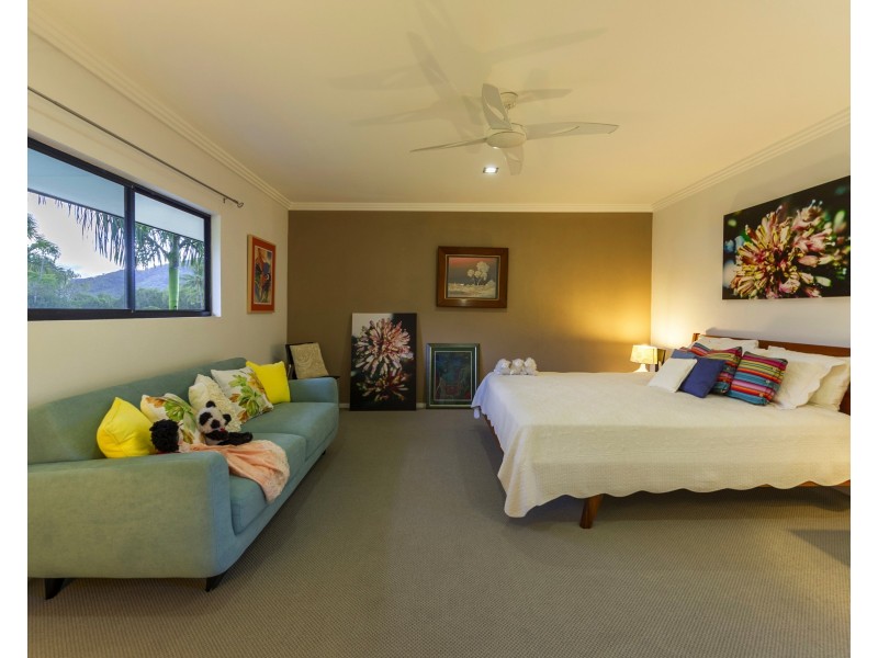 83 Mitre Street, Port Douglas QLD 4877