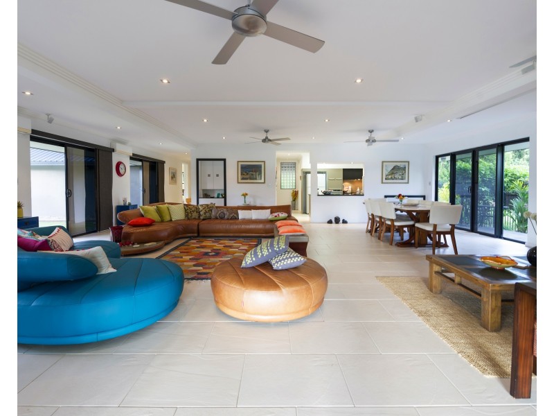 83 Mitre Street, Port Douglas QLD 4877