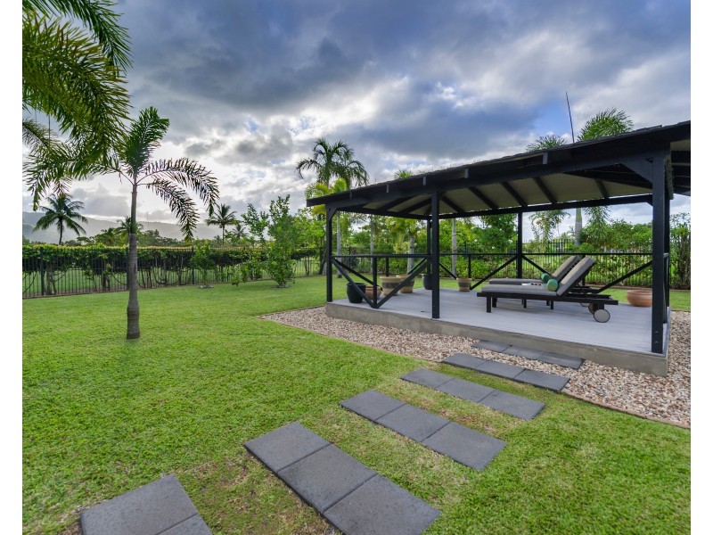 83 Mitre Street, Port Douglas QLD 4877
