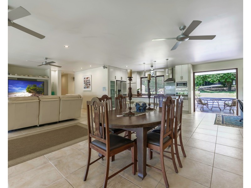 26-28 Coral Sea Drive, Mossman QLD 4873