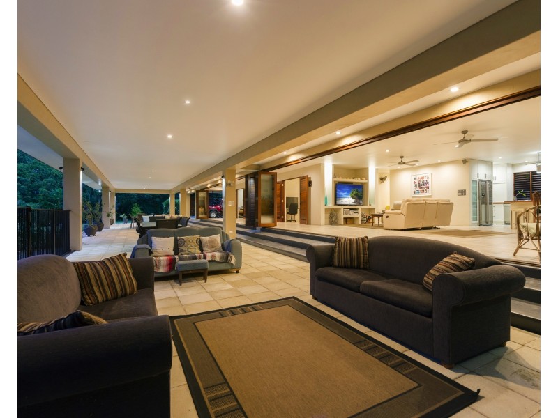 26-28 Coral Sea Drive, Mossman QLD 4873