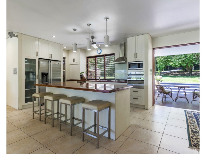 26-28 Coral Sea Drive, Mossman QLD 4873