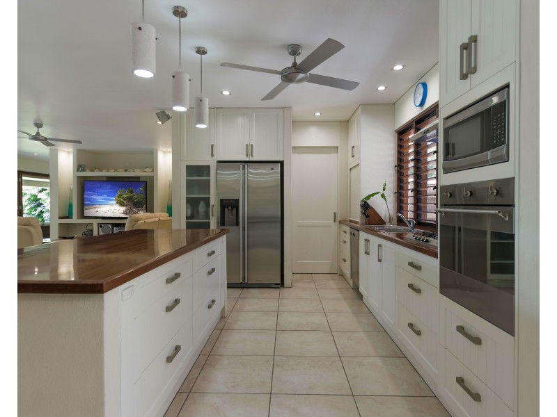 26-28 Coral Sea Drive, Mossman QLD 4873