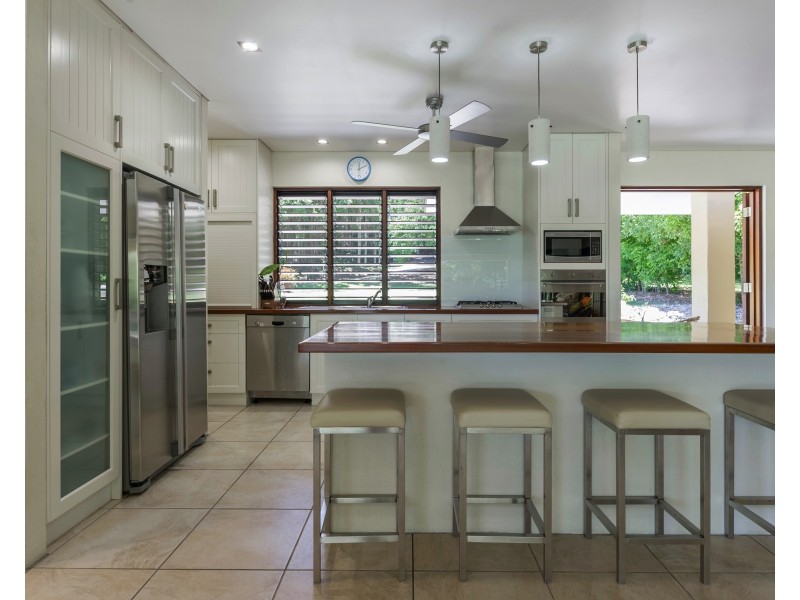 26-28 Coral Sea Drive, Mossman QLD 4873
