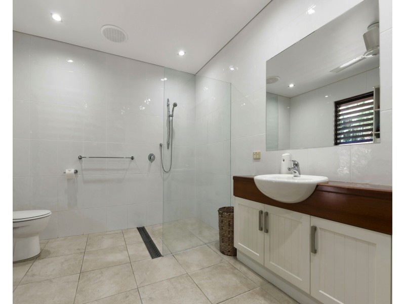26-28 Coral Sea Drive, Mossman QLD 4873