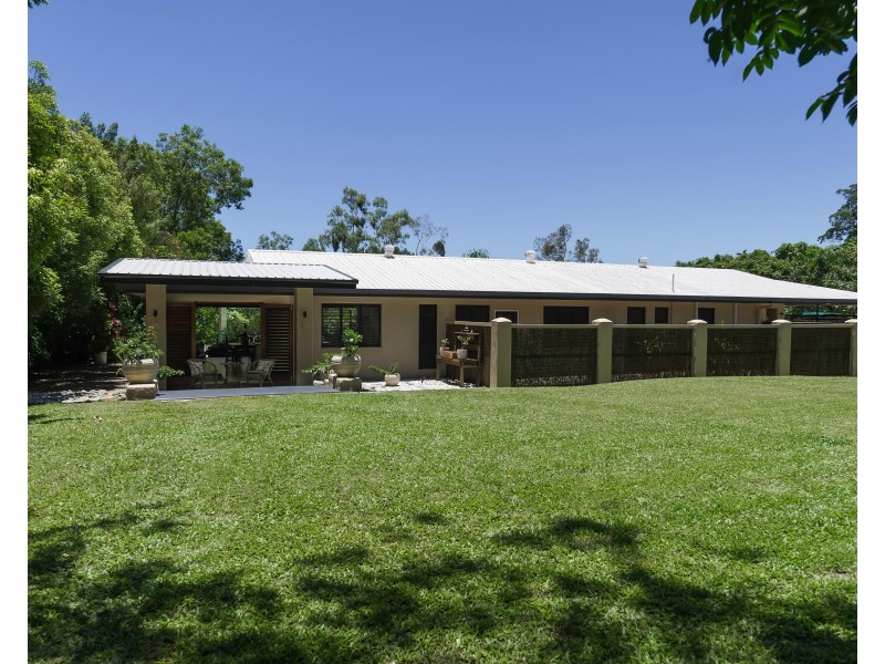 26-28 Coral Sea Drive, Mossman QLD 4873