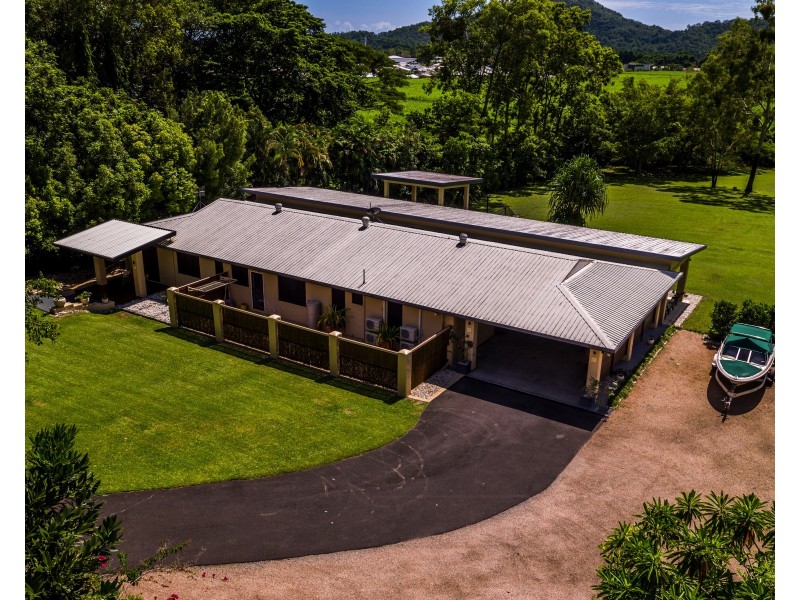26-28 Coral Sea Drive, Mossman QLD 4873