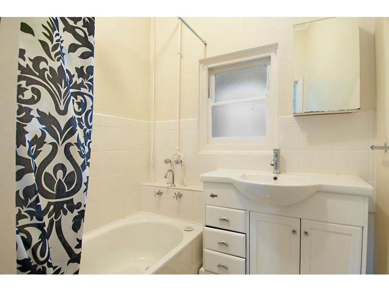 17 Burns Street, Frankston VIC 3199