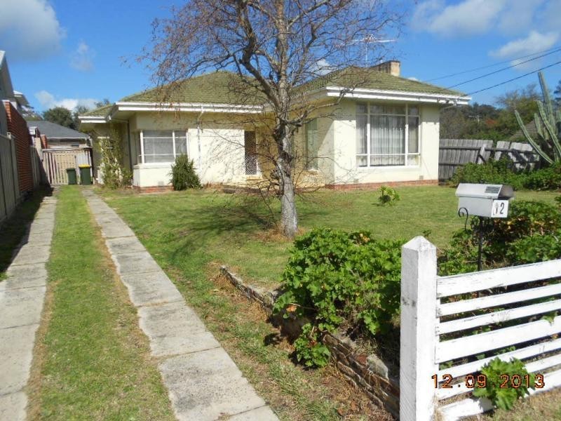 12 Dell Road, Frankston VIC 3199