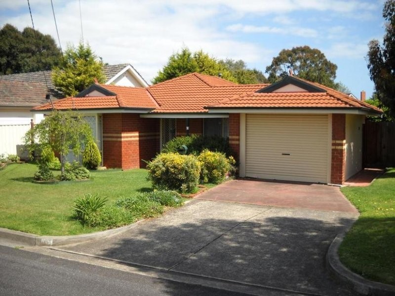 6 The Range Street, Frankston South VIC 3199