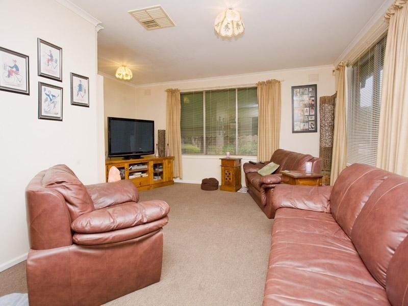 43 Sassafras Drive, Frankston VIC 3199