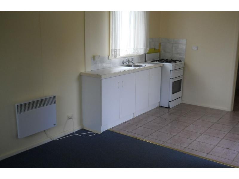 10B Wave Street, Frankston VIC 3199