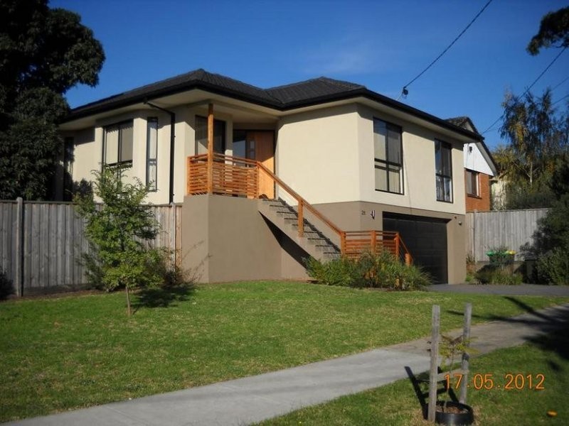 26 Gulwa Avenue, Frankston VIC 3199