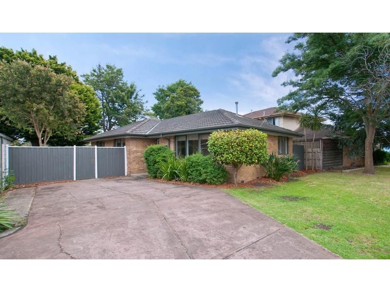 20 Naranga Crescent, Frankston VIC 3199