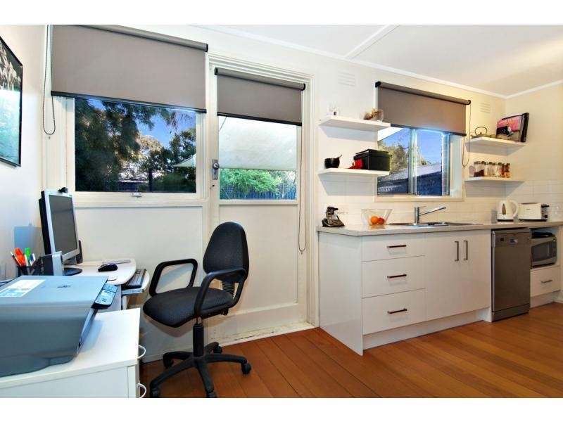 72 Ashleigh Ave, Frankston VIC 3199