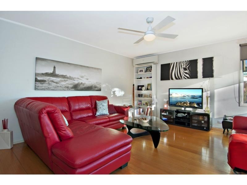 72 Ashleigh Ave, Frankston VIC 3199