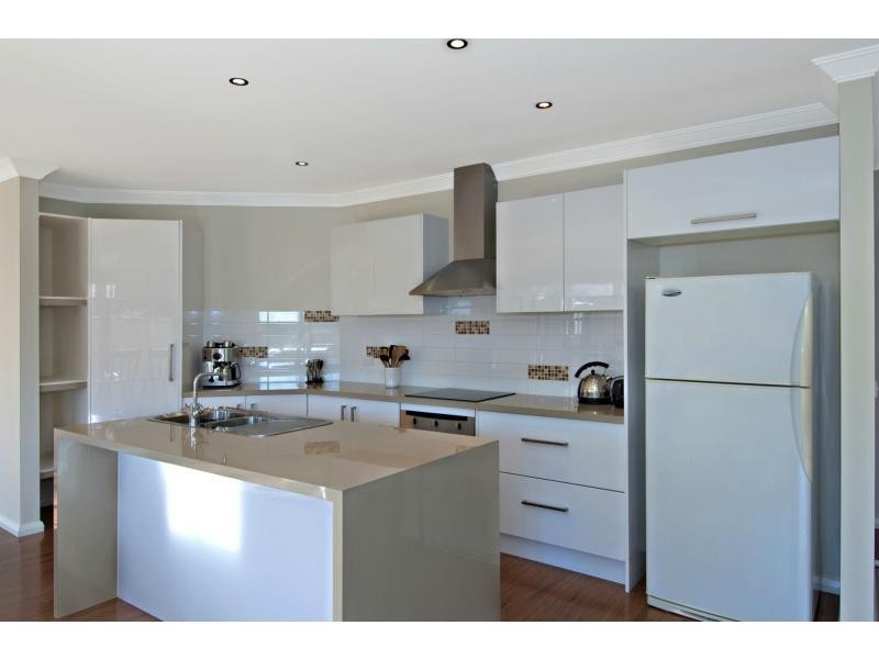 15 Omaroo Road, Frankston VIC 3199