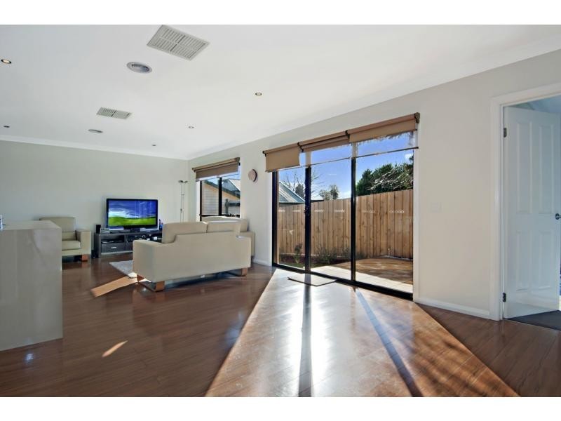 15 Omaroo Road, Frankston VIC 3199