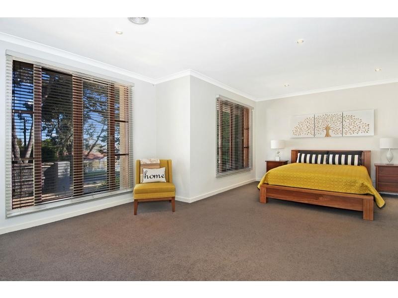 15 Wimbledon Avenue, Mount Eliza VIC 3930