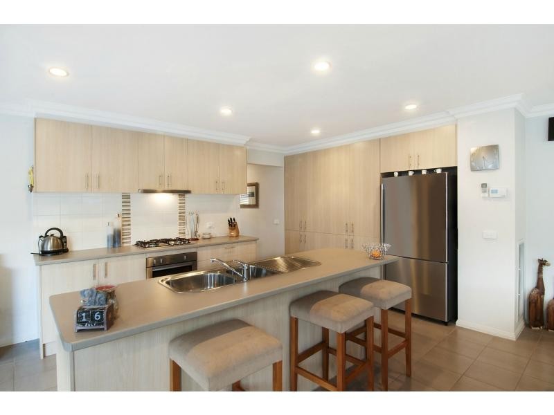 38 Francis Crescent, Langwarrin VIC 3910