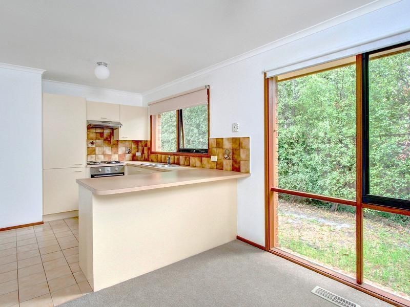 2/12 Neville Avenue, Seaford VIC 3198