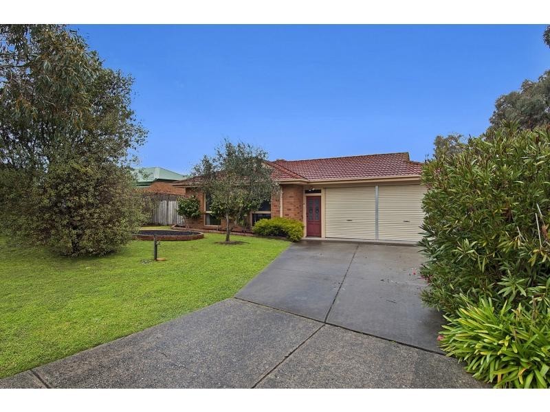 34 Parkside Crescent, Mornington VIC 3931