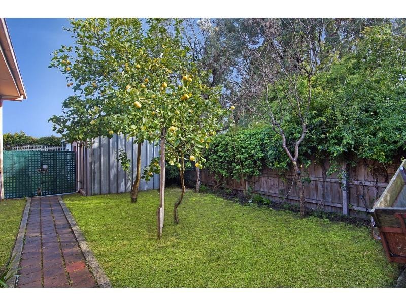 34 Parkside Crescent, Mornington VIC 3931