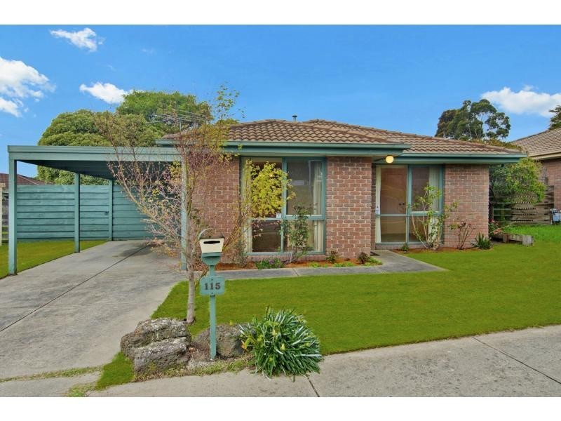 115 Warrawee Circuit, Frankston VIC 3199