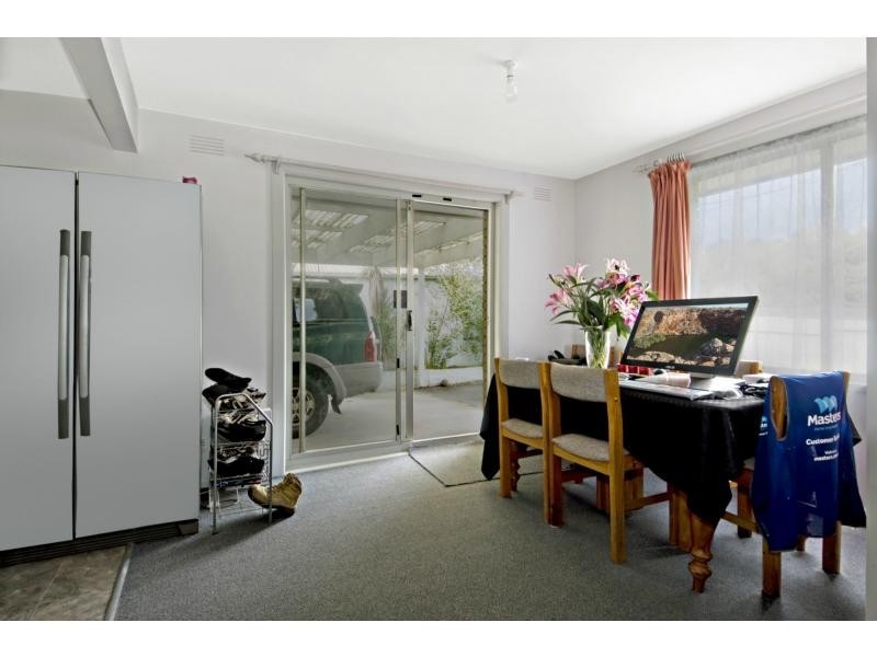 39 Bunarong Drive, Frankston VIC 3199