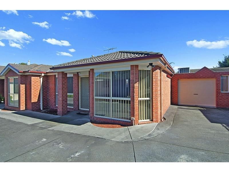 2/58 Skye Road, Frankston VIC 3199