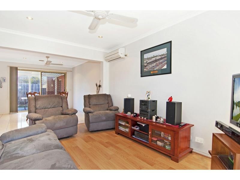 2/58 Skye Road, Frankston VIC 3199