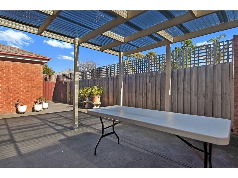 2/58 Skye Road, Frankston VIC 3199