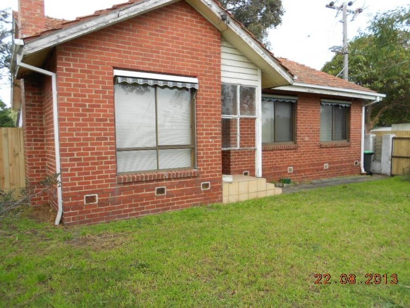 245 Frankston Dandenong Road, Frankston North VIC 3200