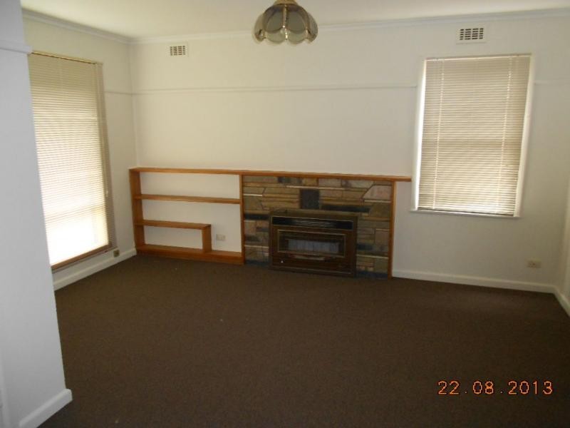 245 Frankston Dandenong Road, Frankston North VIC 3200