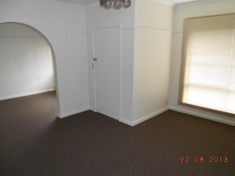 245 Frankston Dandenong Road, Frankston North VIC 3200