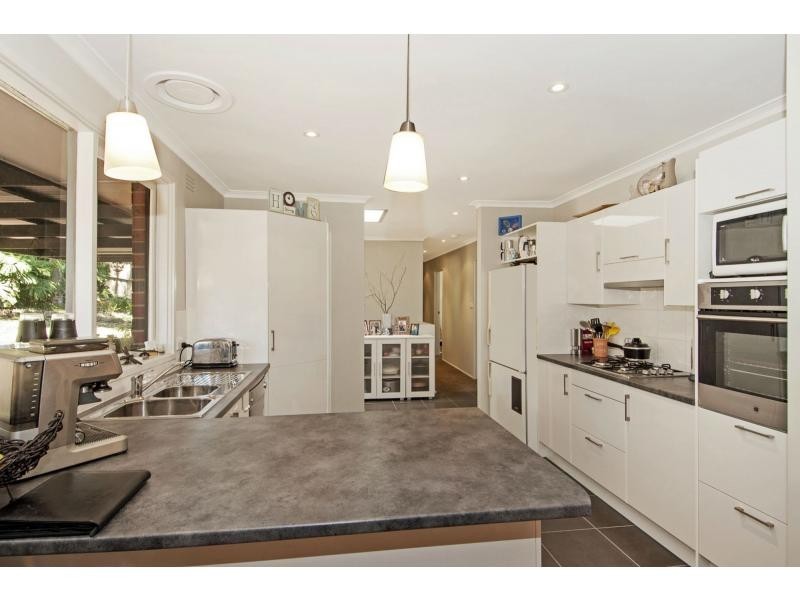 48 Fingal Drive, Frankston VIC 3199