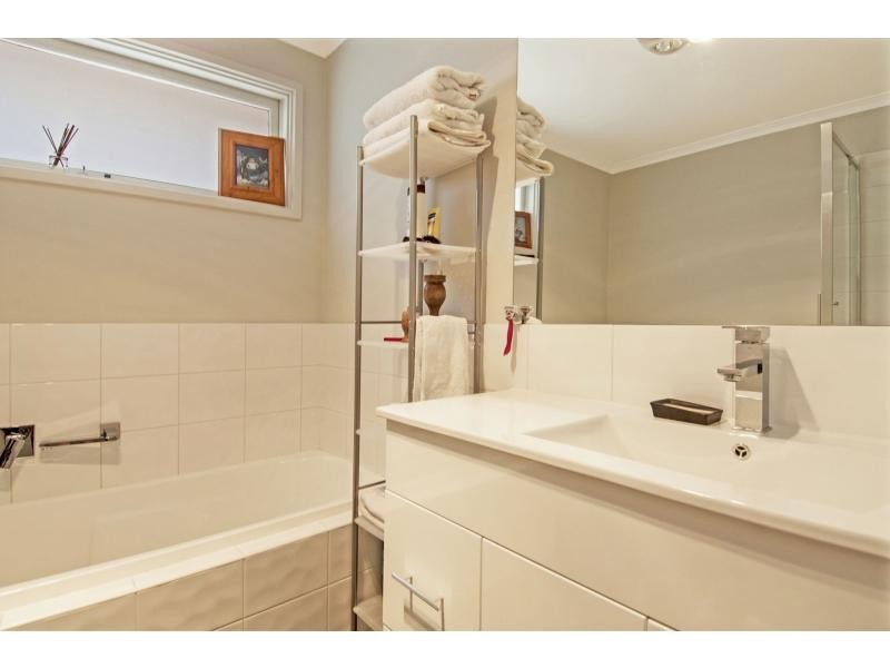 48 Fingal Drive, Frankston VIC 3199