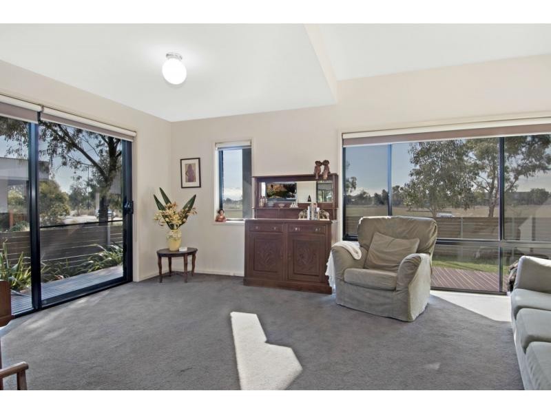 22 Jack Holt Way, Mordialloc VIC 3195