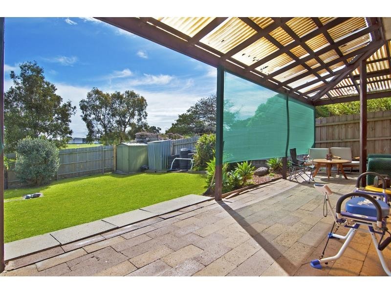 27 Wolsley Avenue, Frankston VIC 3199