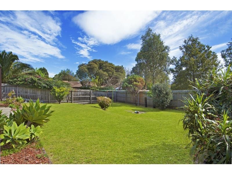 27 Wolsley Avenue, Frankston VIC 3199