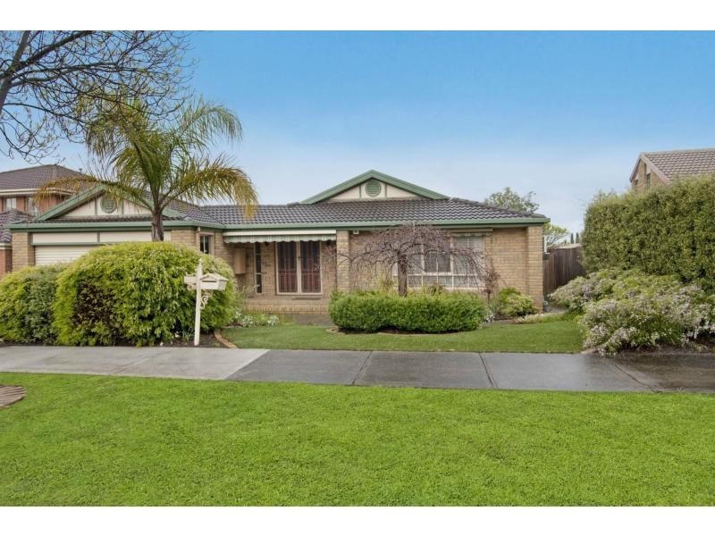 17 Kensington Avenue, Frankston South VIC 3199